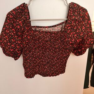 GAP Black and Red Floral Puff Sleeve Blouse